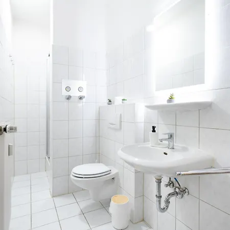 Ko-Living - Haendel Stuben - Street Art Design Apartments - Altstadt - Zentral - Kueche - Smart Tv - Mehrere Apartments - Bis Zu 6 P Halle  Extérieur photo