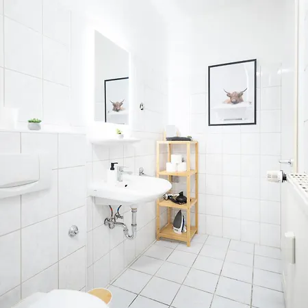 Ko-Living - Haendel Stuben - Street Art Design Apartments - Altstadt - Zentral - Kueche - Smart Tv - Mehrere Apartments - Bis Zu 6 P Halle  Extérieur photo