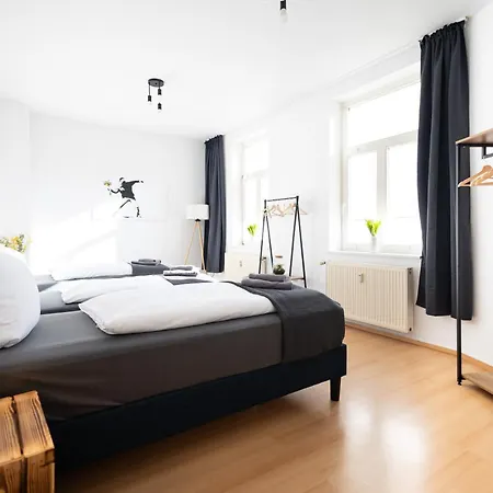 Ko-Living - Haendel Stuben - Street Art Design Apartments - Altstadt - Zentral - Kueche - Smart Tv - Mehrere Apartments - Bis Zu 6 P Halle  Extérieur photo