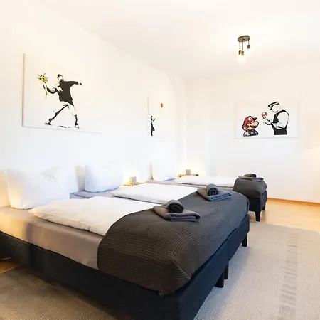 Ko-Living - Haendel Stuben - Street Art Design Apartments - Altstadt - Zentral - Kueche - Smart Tv - Mehrere Apartments - Bis Zu 6 P Halle  Extérieur photo