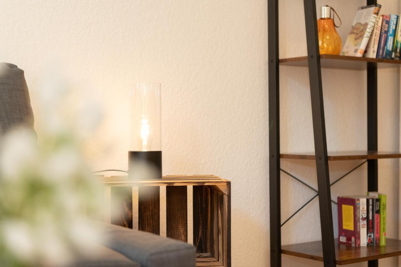 Appartement Ko-living - Haendel Stuben - Street Art Design - Altstadt - Zentral - Kueche - Smart Tv - Mehrere - Bis Zu 6 P *