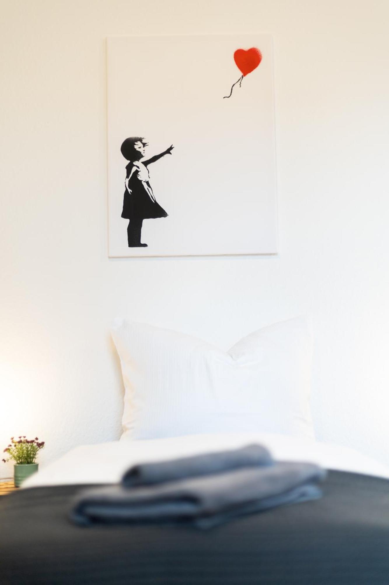 Appartement Ko-living - Haendel Stuben - Street Art Design - Altstadt - Zentral - Kueche - Smart Tv - Mehrere - Bis Zu 6 P Halle (Saale)